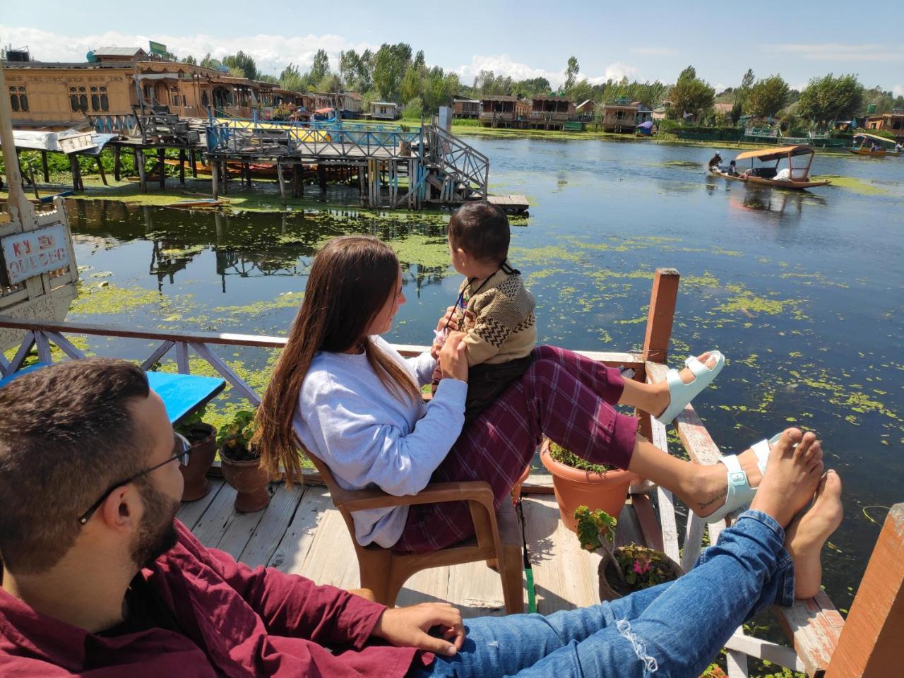 מלון Srīnagar The Quebec Houseboats מראה חיצוני תמונה